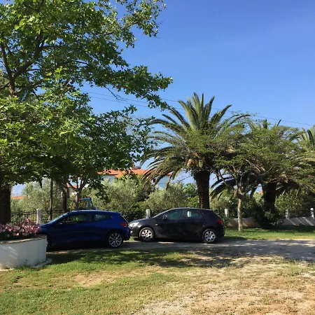 Apartman Simplicity At Iris Pszakúdia