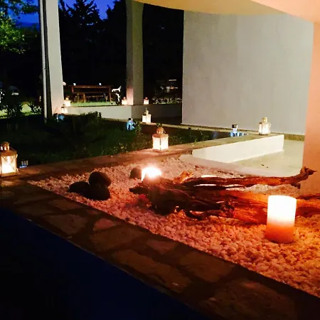 Daire Simplicity At Iris Psakoudia